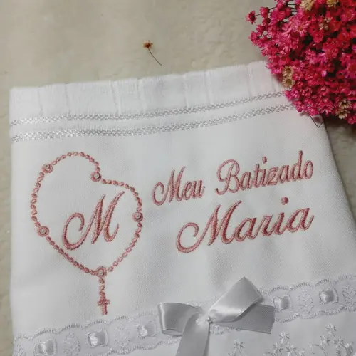 Toalha de Batizado Personalizada Bordada Nome Menina