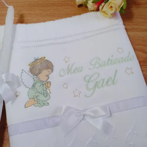Toalha de Batismo Personalizada Anjinho e Vela Decorada