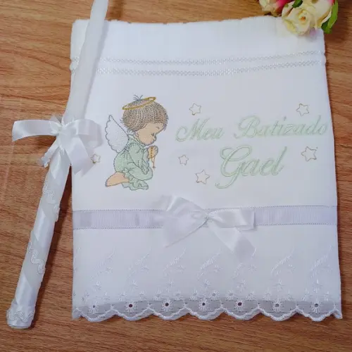 Toalha de Batismo Personalizada Anjinho e Vela Decorada