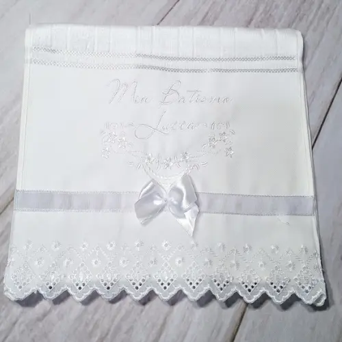Toalha de Batizado Personalizada Bordado Branco Menino