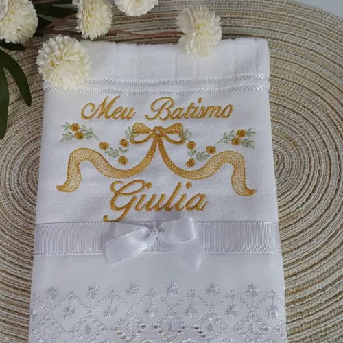 Toalha de Batizado Personalizada Menina Flores Douradas