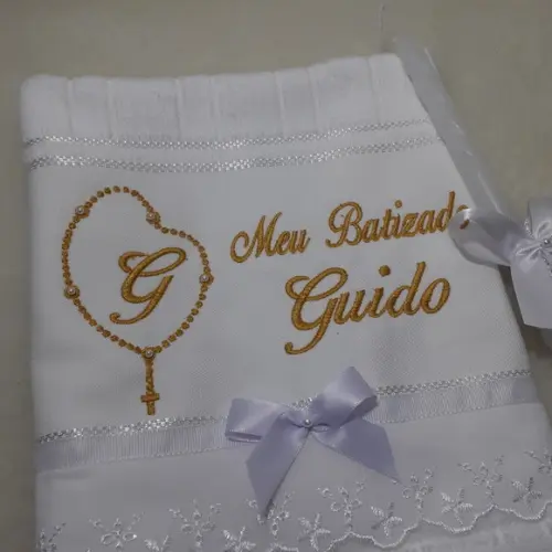 Toalha para Batizado Personalizada Dourado e Vela Decorada