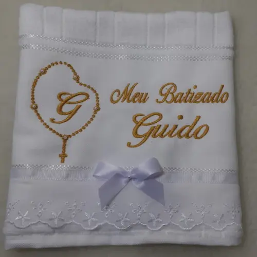 Toalha para Batizado Personalizada Dourado e Vela Decorada