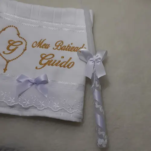 Toalha para Batizado Personalizada Dourado e Vela Decorada