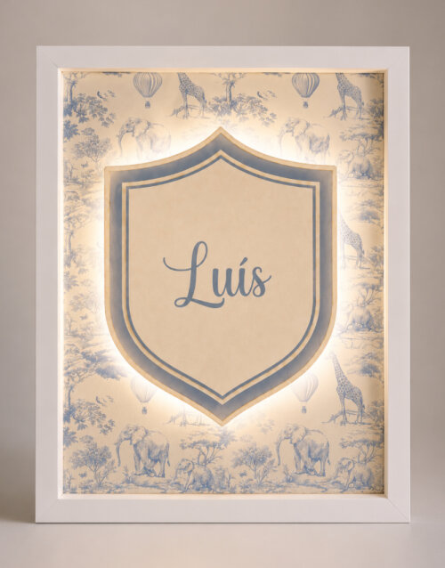 Quadro com recortes e colagens com led personalizável