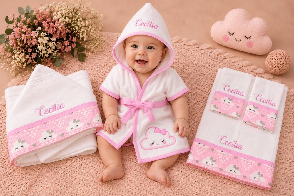 Roupão, Toalha de Banho e Kit Fralda tema nuvem