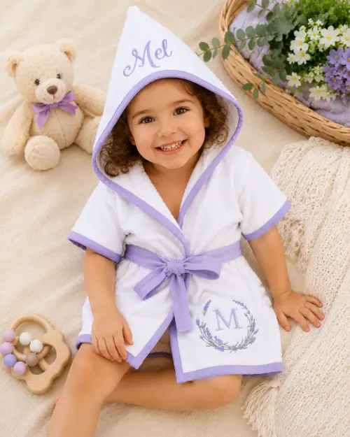 Roupão para bebê personalizado tema lavanda