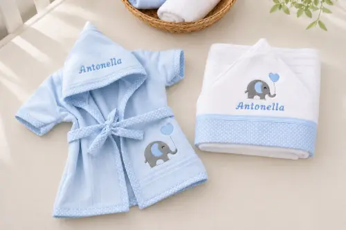 roupão para bebe e criança personalizado mais toalha de banho c