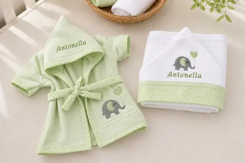 roupão para bebe e criança personalizado mais toalha de banho c