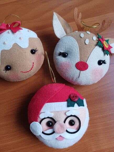 Kit de Pingentes Bolinha em Feltro