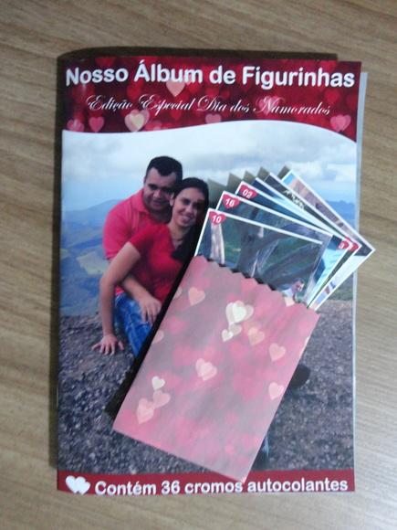 Álbum de figurinhas personalizado