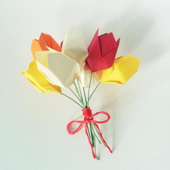 Arranjo com 10 Tulipas