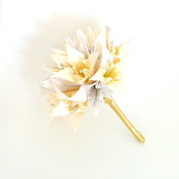 Buquê Origami Lirios