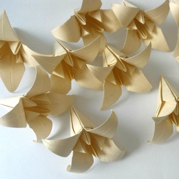 Encomenda Luisa -lírios De Origami
