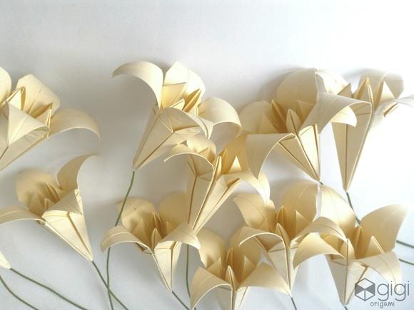 Lirios de Origami com Caule - 10 Unidades