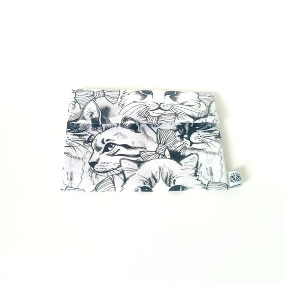 Porta Moedas/ID - White Cats