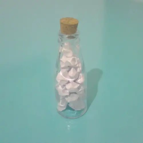 Garrafa Estrelinhas Brancas de Origami