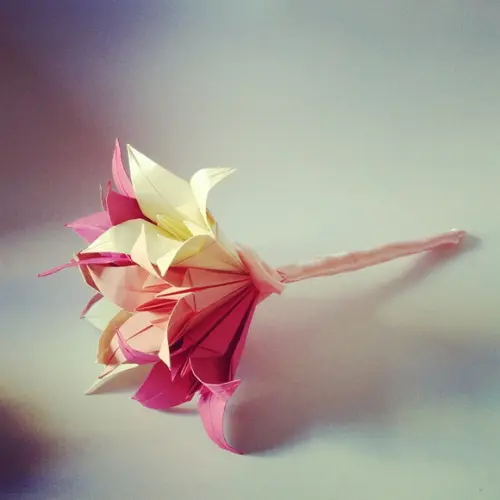 Mini Buquê Lírios - Rosa/Creme