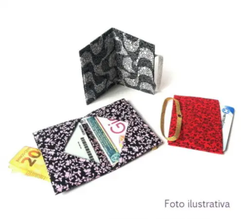 Mini Carteira - Patinhas