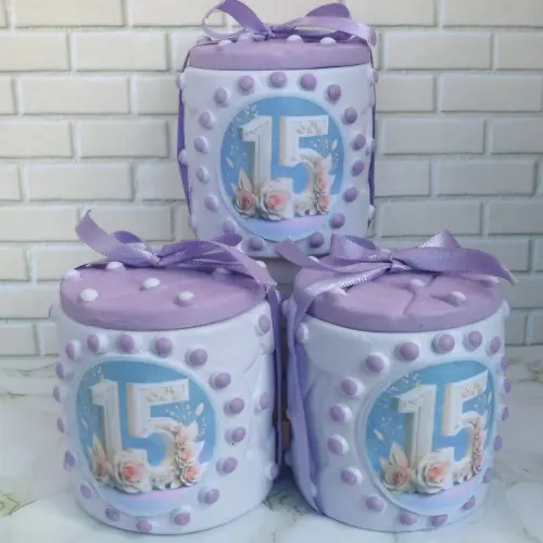 10 Lembrancinha 15 Anos Lilás Caixinha De Gesso 6,5 x 7 Cm Para Festas  E Aniversários