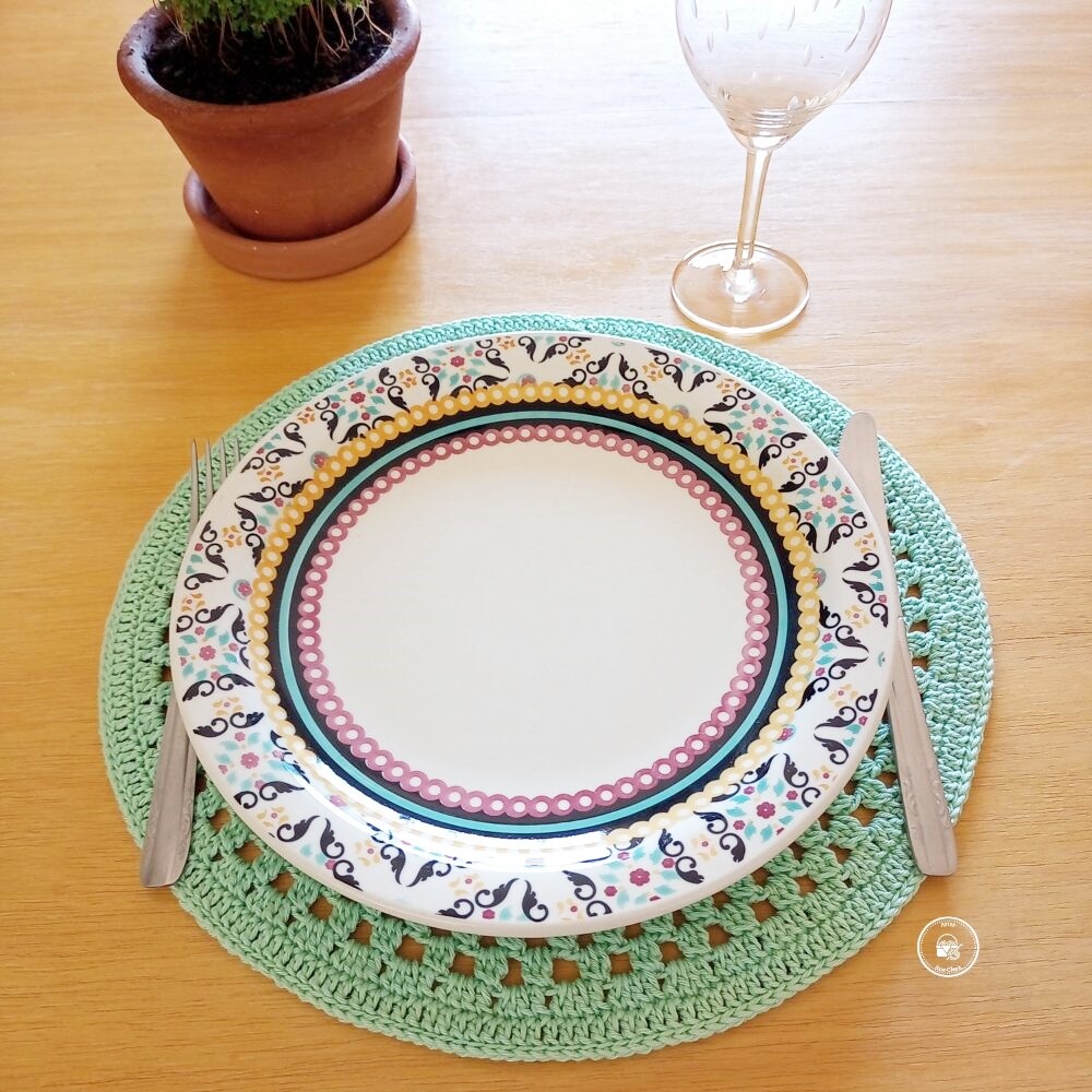 Sousplat de Crochê 35 cm Artesanal - Mesa Posta Elegante