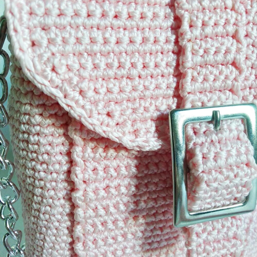 Bolsa Feminina Casual Pequena Rosa de Crochê - Presente Artesana