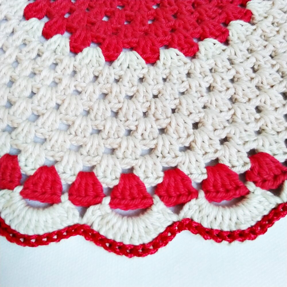 Sousplat de Crochê em Fio de Algodão Bege e Vermelho - Mesa Pos