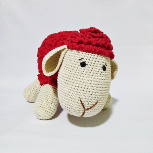 Amigurumi Ovelhinha Vermelha de Algodão - Decoração Quarto do 