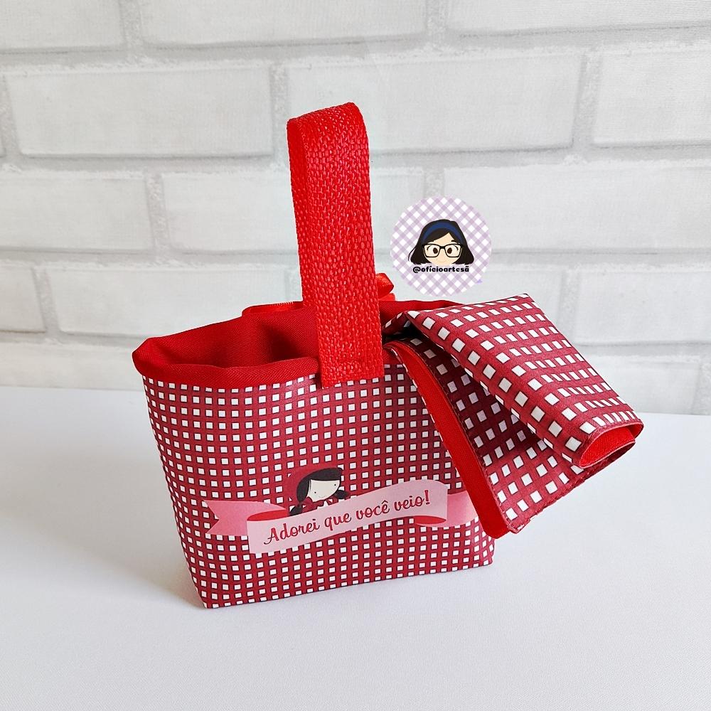 Kit 30 mini cestinhas e 30 toalhinhas Chapeuzinho Vermelho