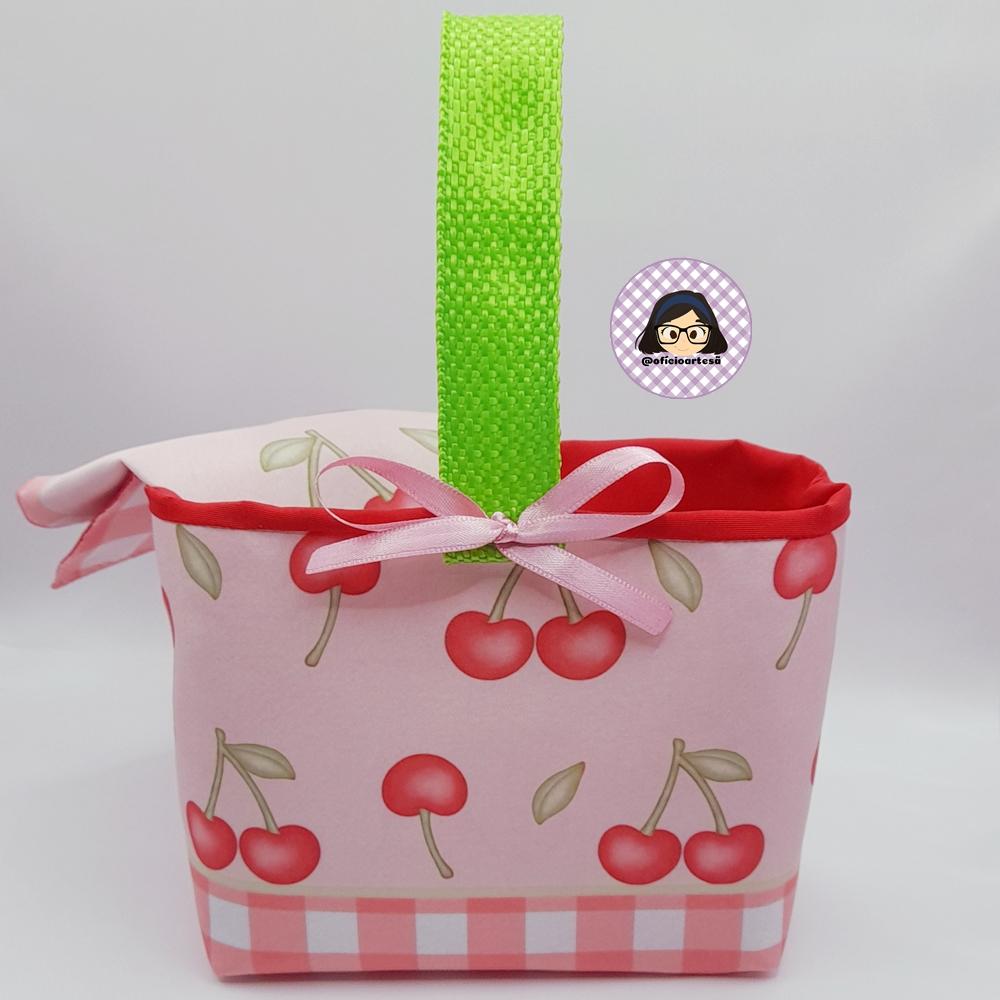 Kit 15 mini cestinhas e 15 toalhinhas Cerejinha