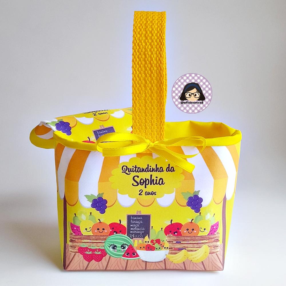 Kit 15 mini cestinhas e 15 toalhinhas Quitandinha