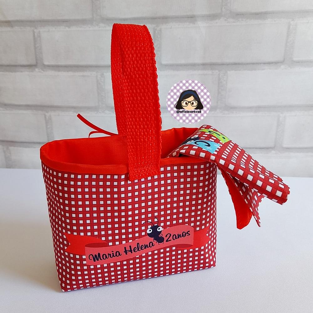 Kit 15 mini cestinhas e 15 toalhinhas Piquenique