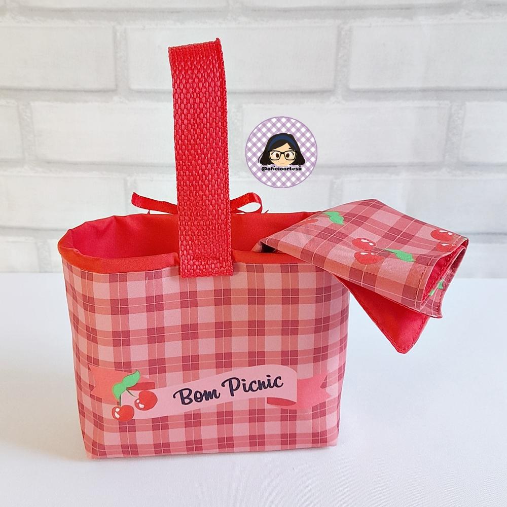 Kit 15 mini cestinhas e 15 toalhinhas Cerejinhas Xadrez Vermelho