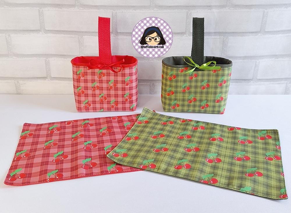 Kit 15 mini cestinhas e 15 toalhinhas Cerejinhas Xadrez Verde e V