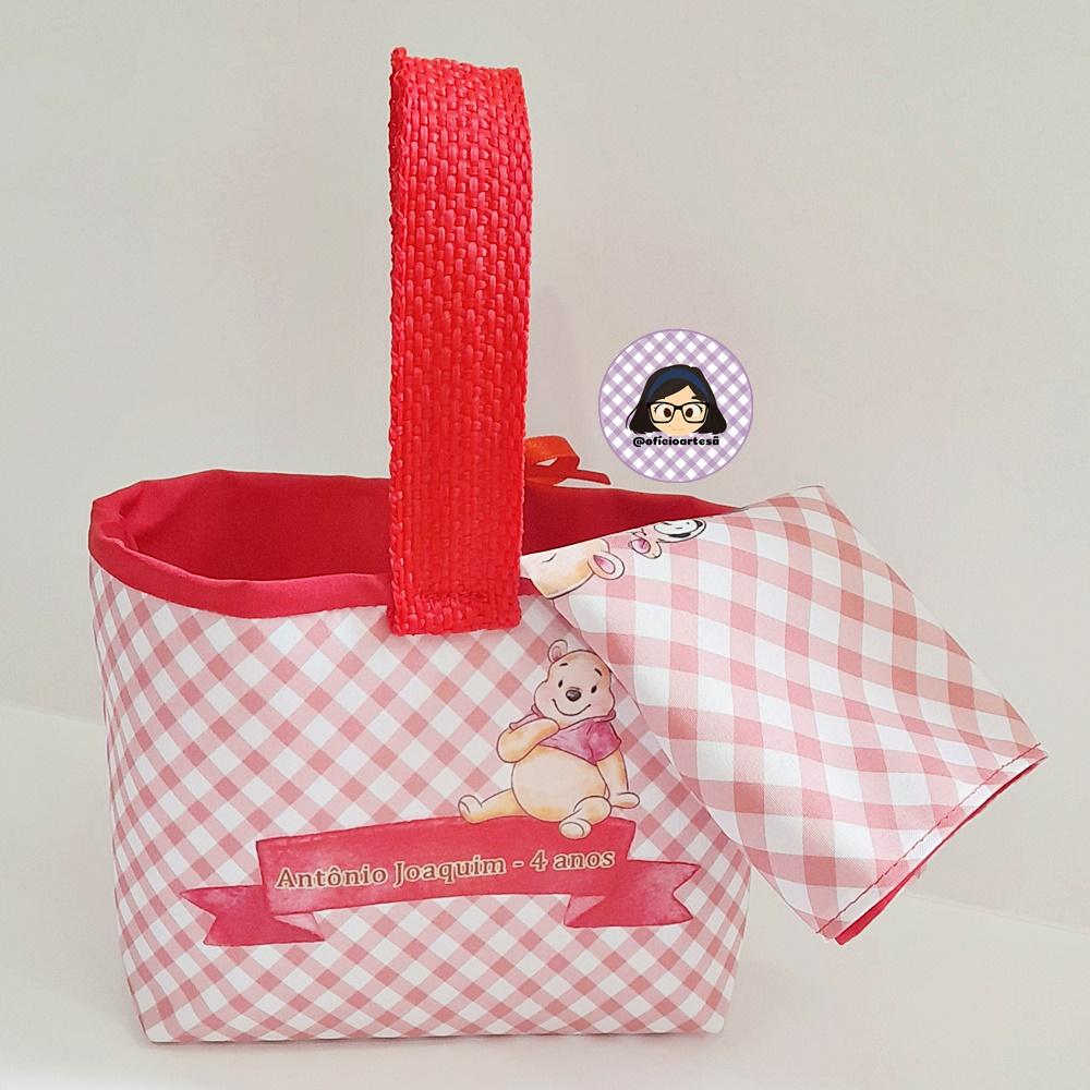 Kit 15 mini cestinhas e 15 toalhinhas Ursinho Pooh Aquarela