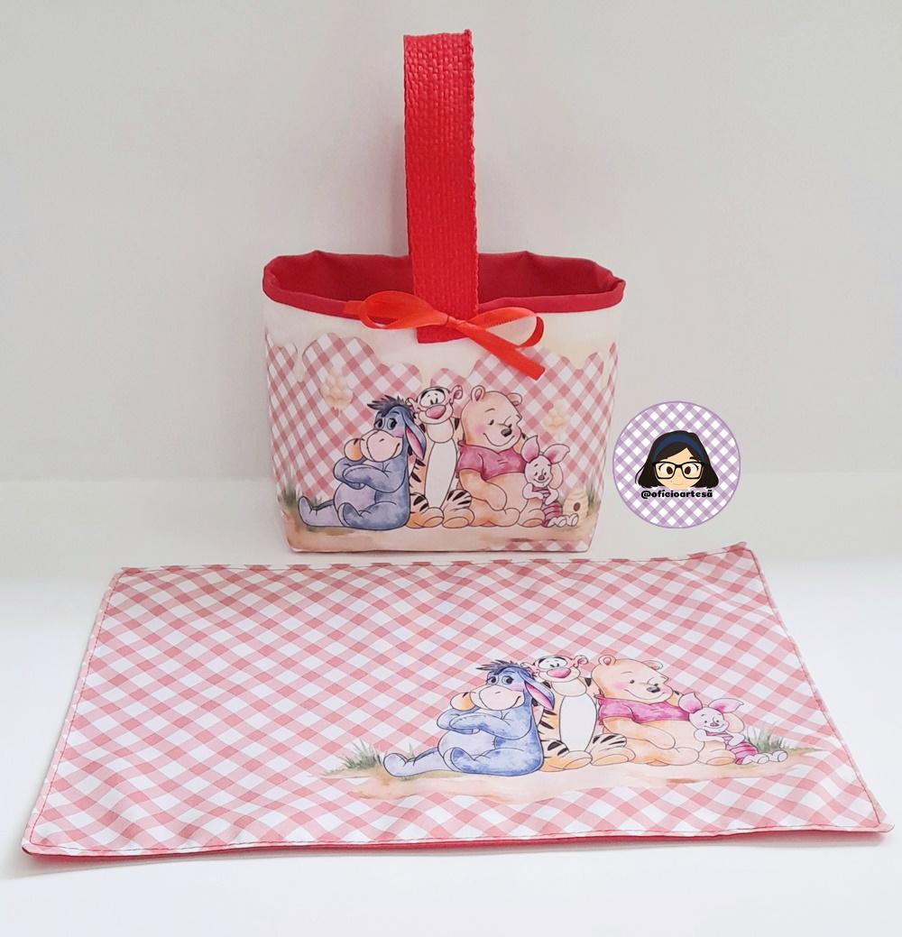 Kit 15 mini cestinhas e 15 toalhinhas Ursinho Pooh Aquarela