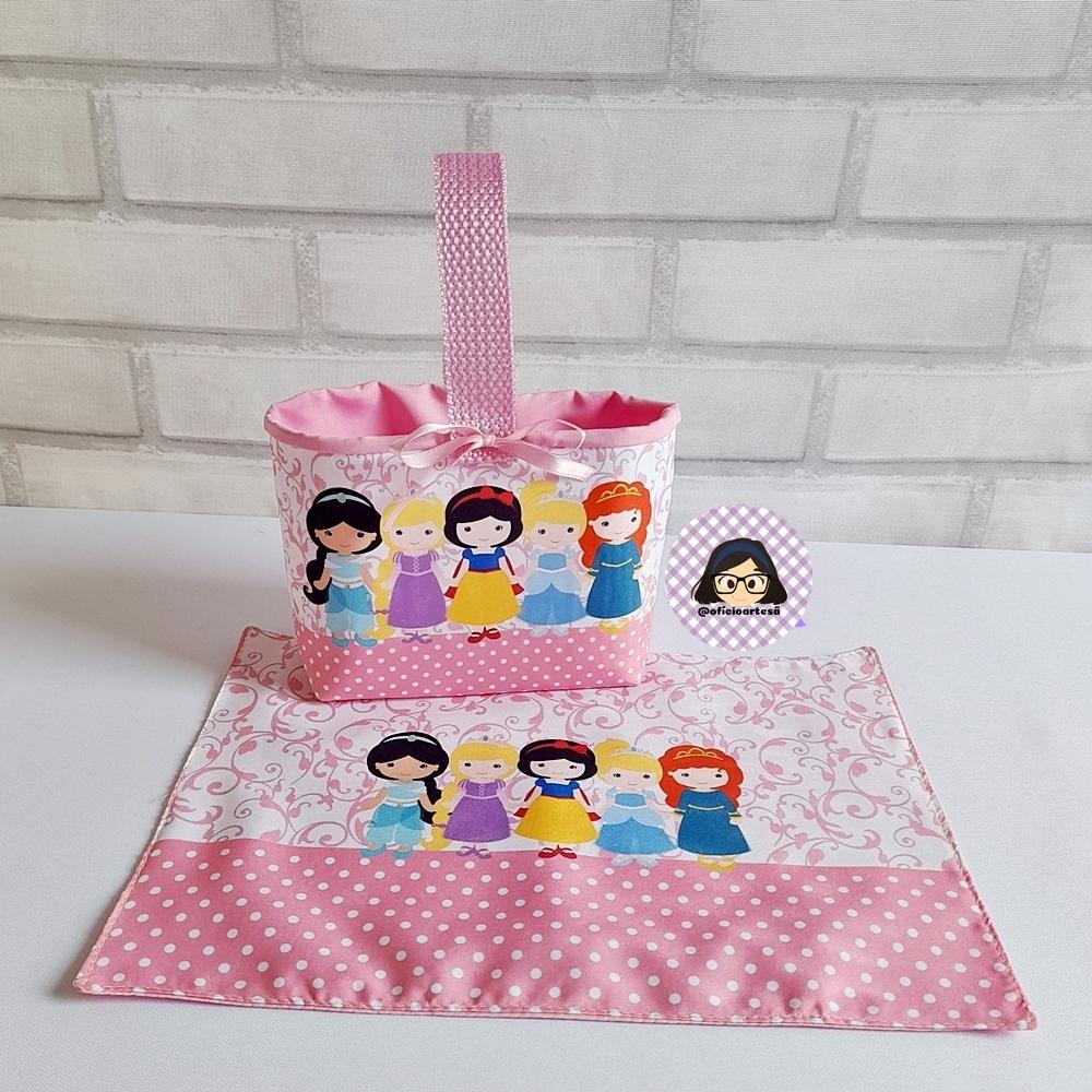 Kit 15 mini cestinhas e 15 toalhinhas Princesas