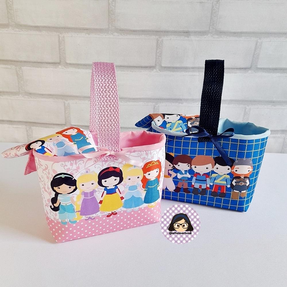 Kit 15 mini cestinhas e 15 toalhinhas Princesas e Príncipes