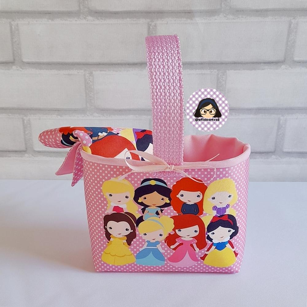 Kit 15 mini cestinhas e 15 toalhinhas Princesas