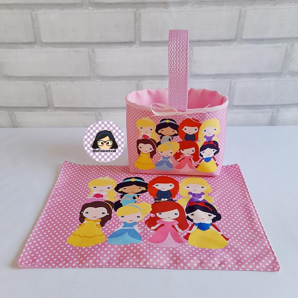 Kit 15 mini cestinhas e 15 toalhinhas Princesas