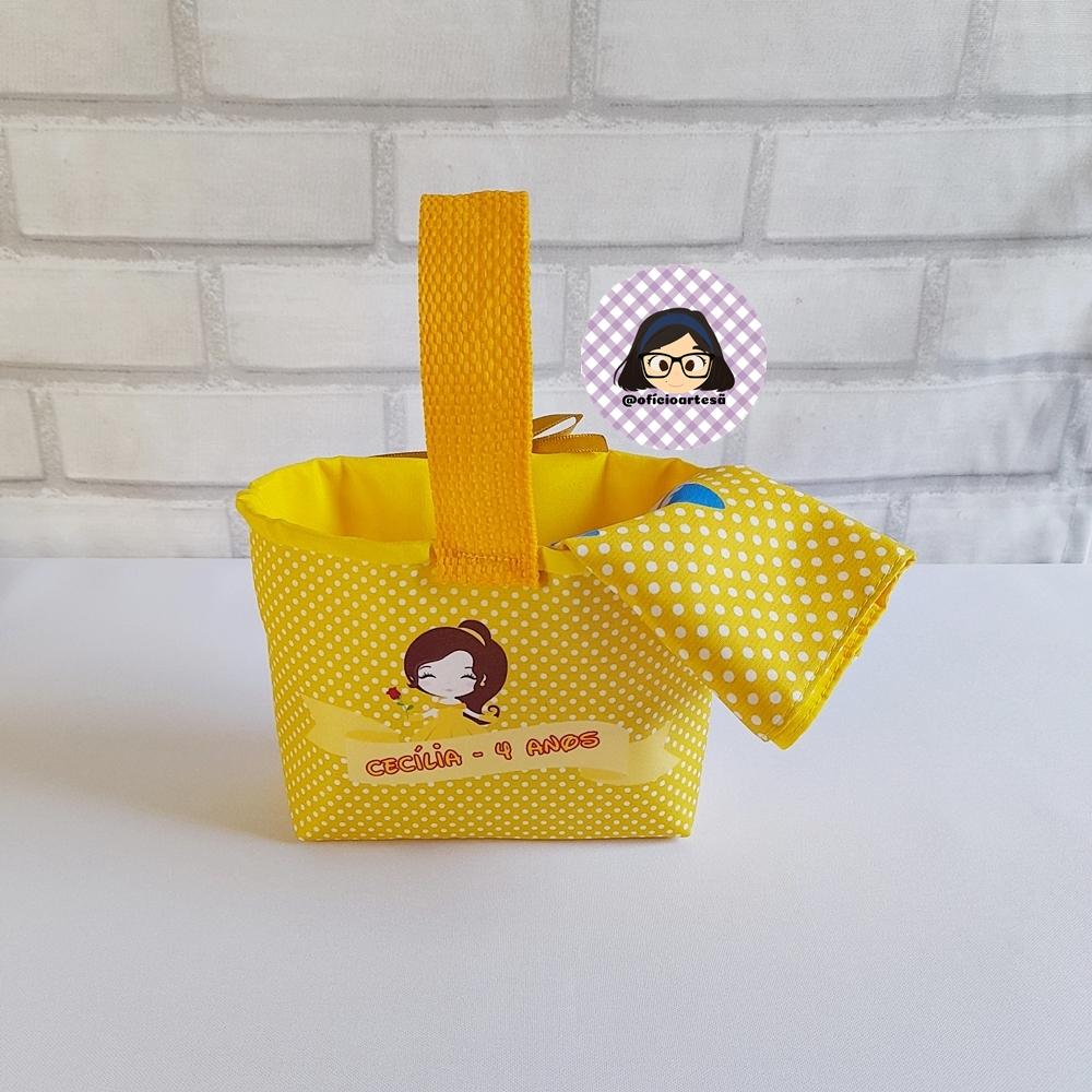Kit 15 mini cestinhas e 15 toalhinhas Bela
