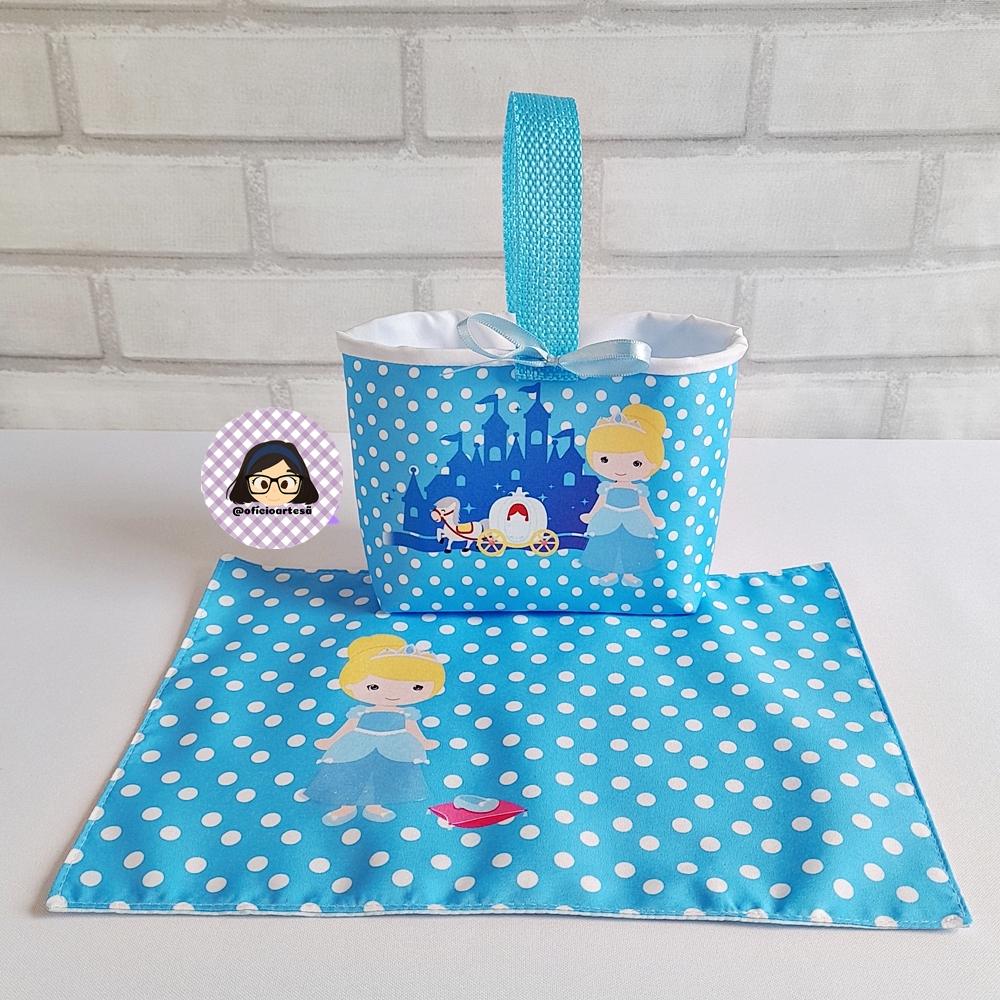 Kit 15 mini cestinhas e 15 toalhinhas Cinderela
