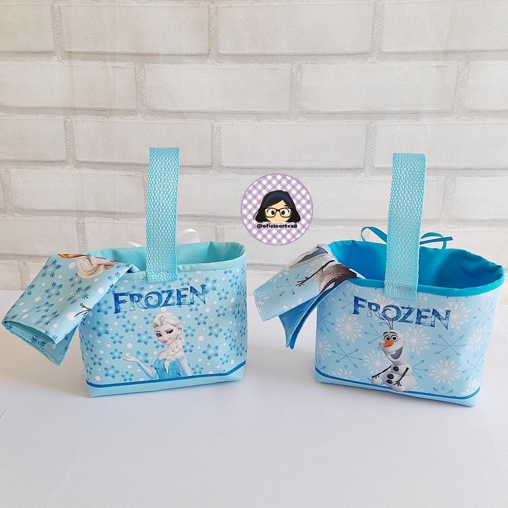 Kit 15 mini cestinhas e 15 toalhinhas Frozen