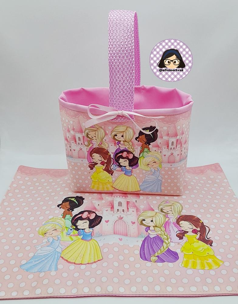Kit 15 mini cestinhas e 15 toalhinhas Princesas Aquarela