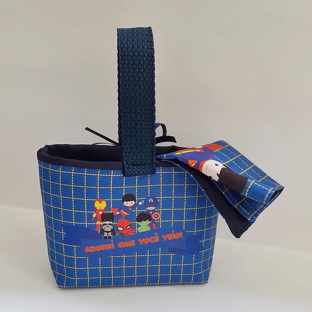 Kit 15 mini cestinhas e 15 toalhinhas Super Heróis