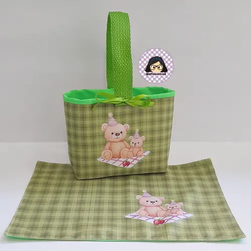 Kit 15 mini cestinhas e 15 toalhinhas Piquenique da Ursa