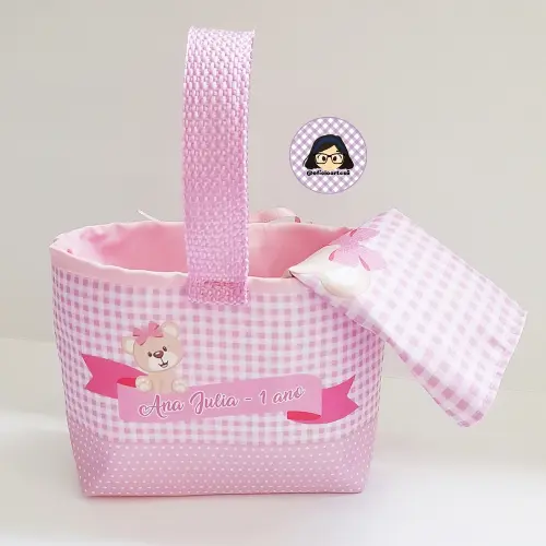 Kit 15 mini cestinhas e 15 toalhinhas Ursinha Rosa