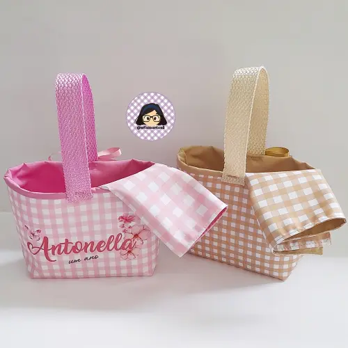 Kit 15 mini cestinhas e 15 toalhinhas Bosque Encantado Rosa e Beg