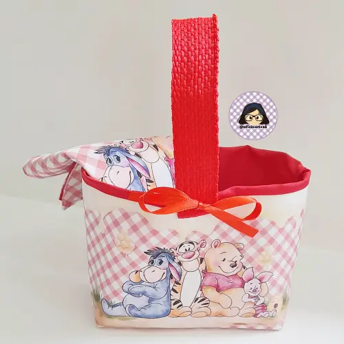 Kit 15 mini cestinhas e 15 toalhinhas Ursinho Pooh Aquarela