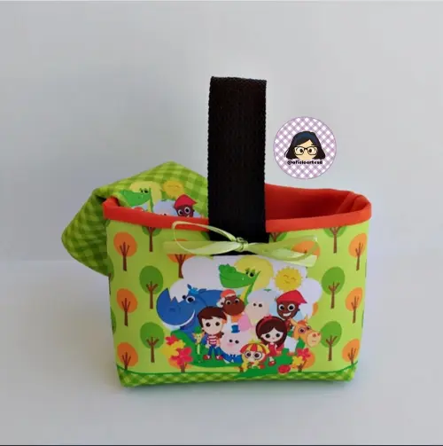 Kit 15 mini cestinhas e 15 toalhinhas Sítio do Picapau Amarelo